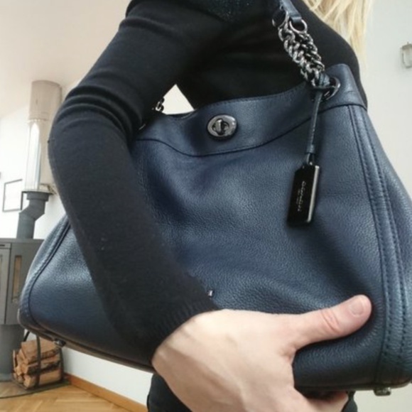 Coach Edie 31 Shoulder Bag Navy - Picture 6 of 6